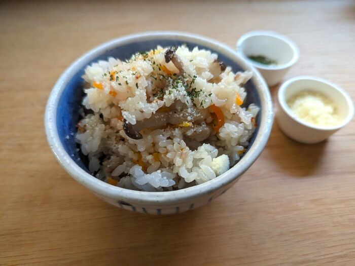 捨てたら損！冷蔵庫の『余りドレッシング』は最強の万能調味料でした。使い切り裏ワザ3選