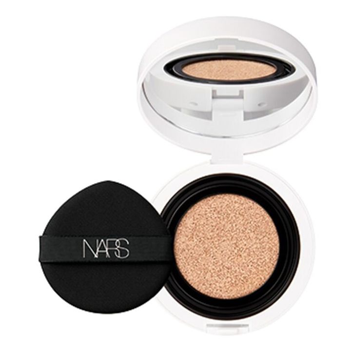 ライトリフレクティング セラムクッションフ ァンデーション SPF42・PA++ 全 8色 各¥8,580／NARS JAPAN