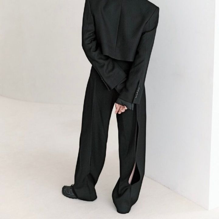 バックスタイルもぬかりなく