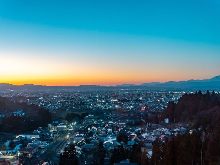 大東建託は、全国の居住者を対象に調査を行い、「いい部屋ネット 自治体ブランドランキング2025＜東北版＞」として発表しました。「自治体ブランド」ランキングの2位は「福島県会津若松市」、1位は？