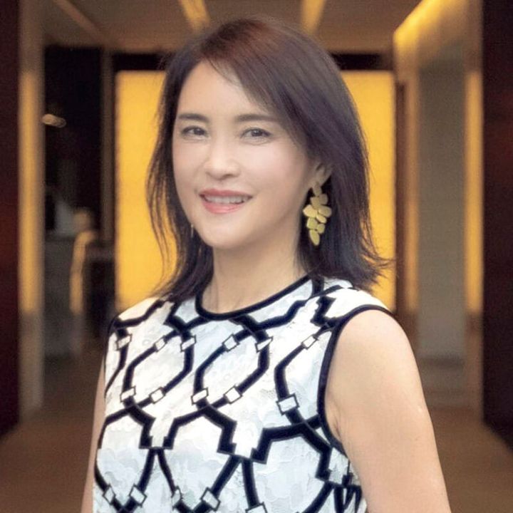 マナー講師 「マナースクールEMI SUNAI」代表 諏内えみ先生