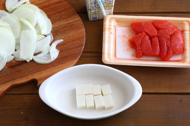 もち明太チーズグラタンの材料