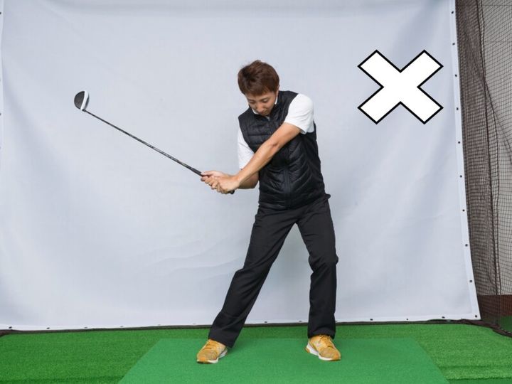 分析データから見えてきた最新スイング！プロの左腕は伸び切らない