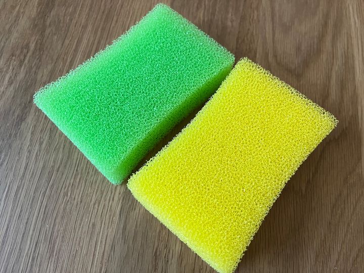 100均のキッチンスポンジはどれがいい？ダイソー・セリア・キャン★ドゥを使い比べてみた