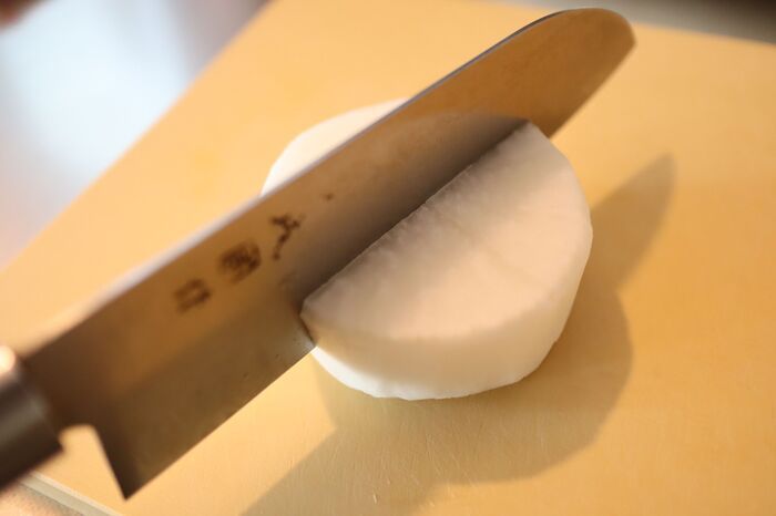 『しみしみ大根』を作る裏ワザ！噛むと出汁がジュワワ～ッ♡プロ級の美味しさに