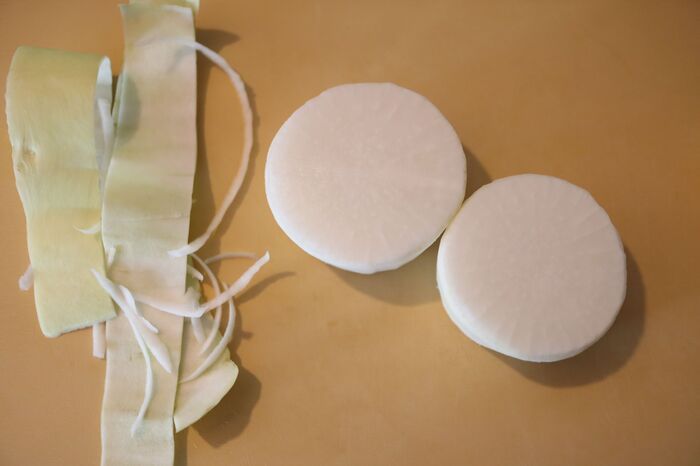 『しみしみ大根』を作る裏ワザ！噛むと出汁がジュワワ～ッ♡プロ級の美味しさに