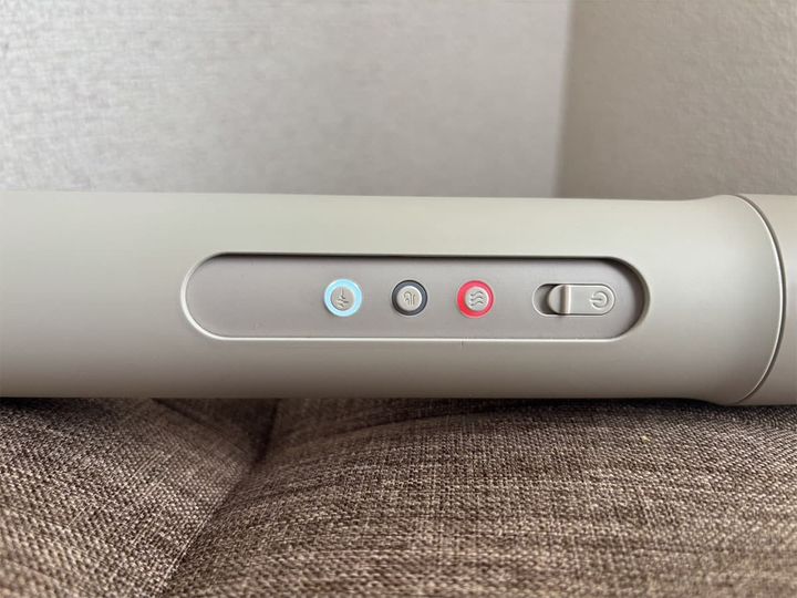 ボタンを押すことでモードの切り替えが可能