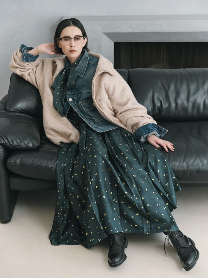 小花柄でオンナっぽさに可愛げをプラス