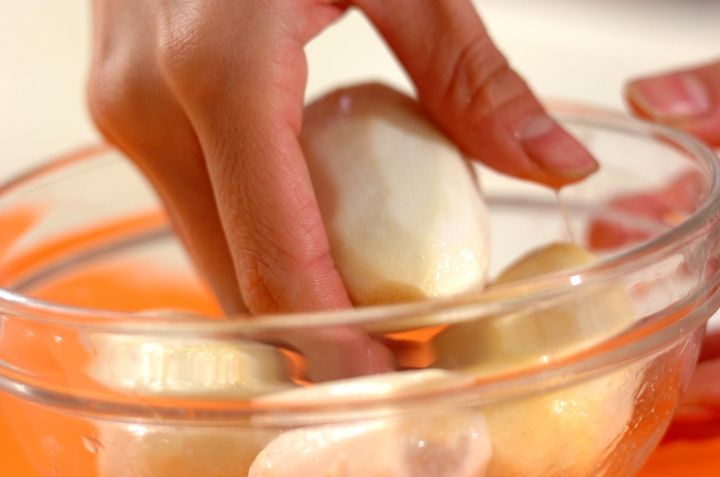 白みそのお雑煮の下準備1