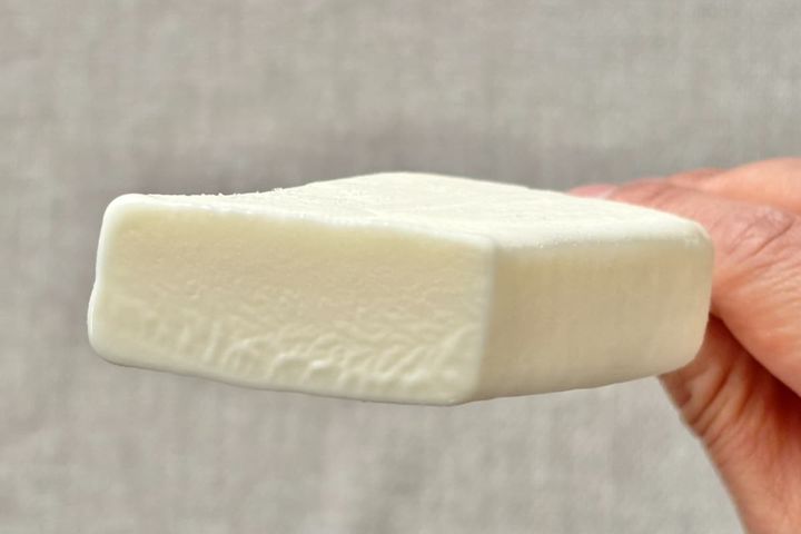 「唯一無二の味」【ファミマ限定】あの定番商品を再現したアイスを実食！