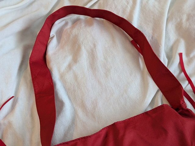 肩掛けしやすい長さの持ち手