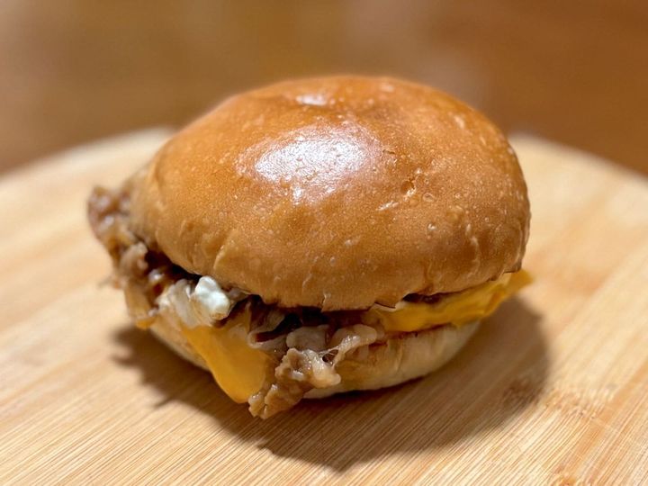 肉×肉の圧倒感よ【ゼッテリア】年末年始の限定バーガーがやべぇ奴だった