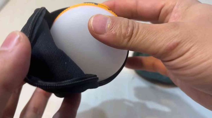 ダイソーで買える「リュック用のポーチ」