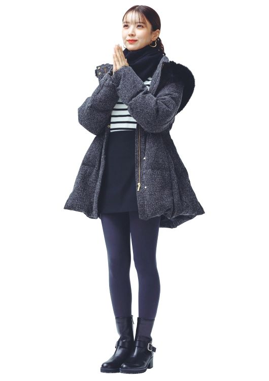 大人可愛いペプラムダウンならスタイルアップも狙えます