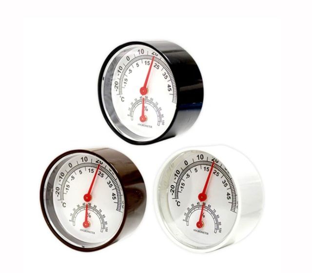 ダイソー 温・湿度計ＭＩＮＩ