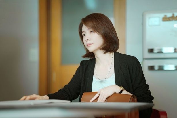 パク・ジヒョンのどこか悲しげで寂しさを帯びた眼差しが、「ウンジュンとサンヨン」のサンヨン役にぴったりだった [c]Netflix