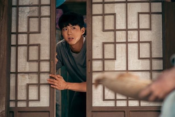 「おつかれさま」で見せたパク・ボゴムのひたむきな愛は、視聴者の心を強く揺さぶった [c]Netflix