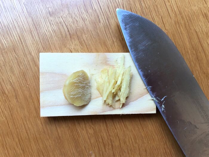 「かまぼこ板」捨てるの待ったー！！キッチンで大活躍の優秀グッズに大変身するんです♪