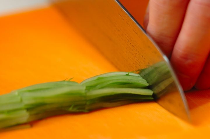 焼きエビ入りお雑煮の下準備2