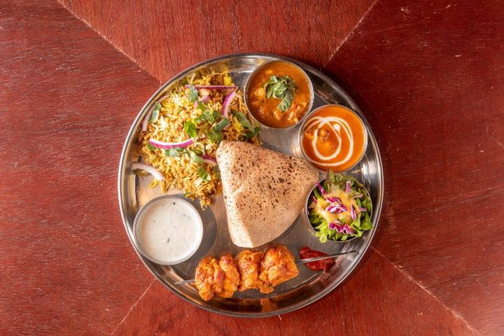 【大人のソロ部】おひとりさま限定!? 南インド料理店「エリックサウスマサラダイナー神宮前」の欲張りワンプレートで大満足！