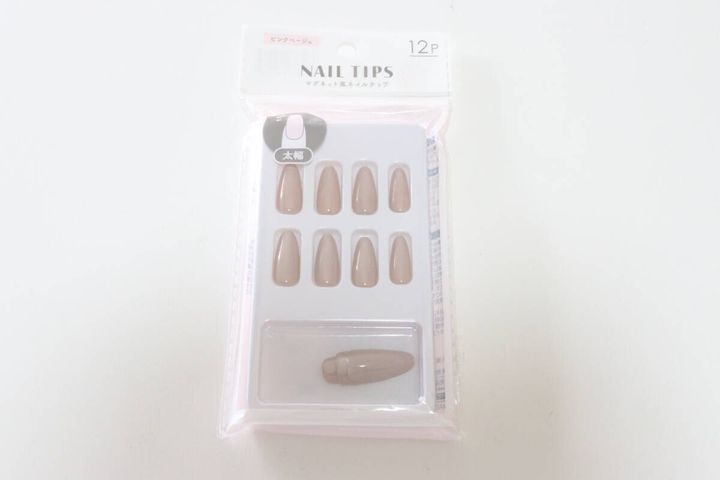 ネイルチップ マグネットデザイン 12P ピンクベージュ パッケージ