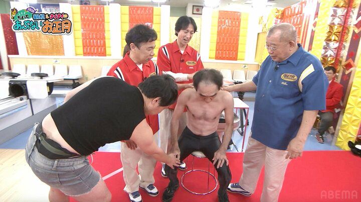 【写真・画像】江頭2:50が大暴走！ 笑福亭鶴瓶への“一撃”にスタジオ騒然…「師匠を叩いちゃダメ」 2枚目