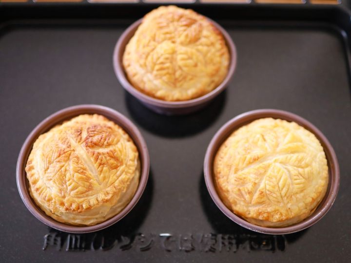 ひとり分サイズで配れる「ガレット・デ・ロワ」レシピ08