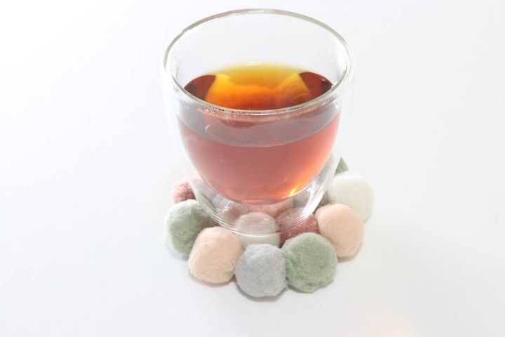 ダイソー デコレーションボール コースター フェルトボール風