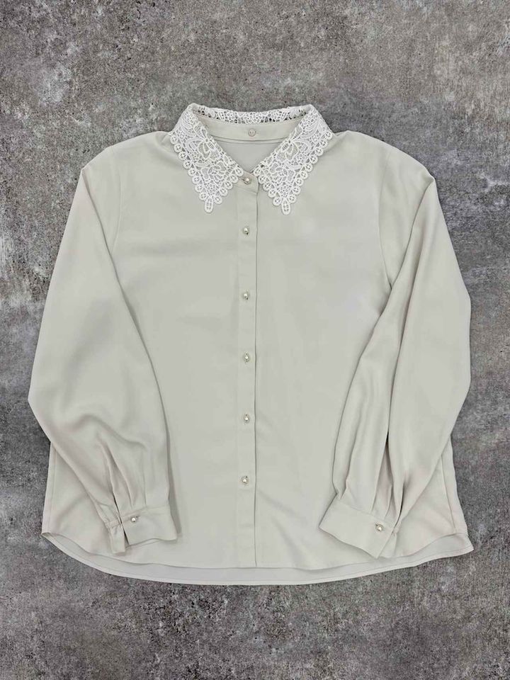 画像: キレイつづく襟2WAYブラウス/581011（オフホワイト）¥4,990 出典：グローバルワーク