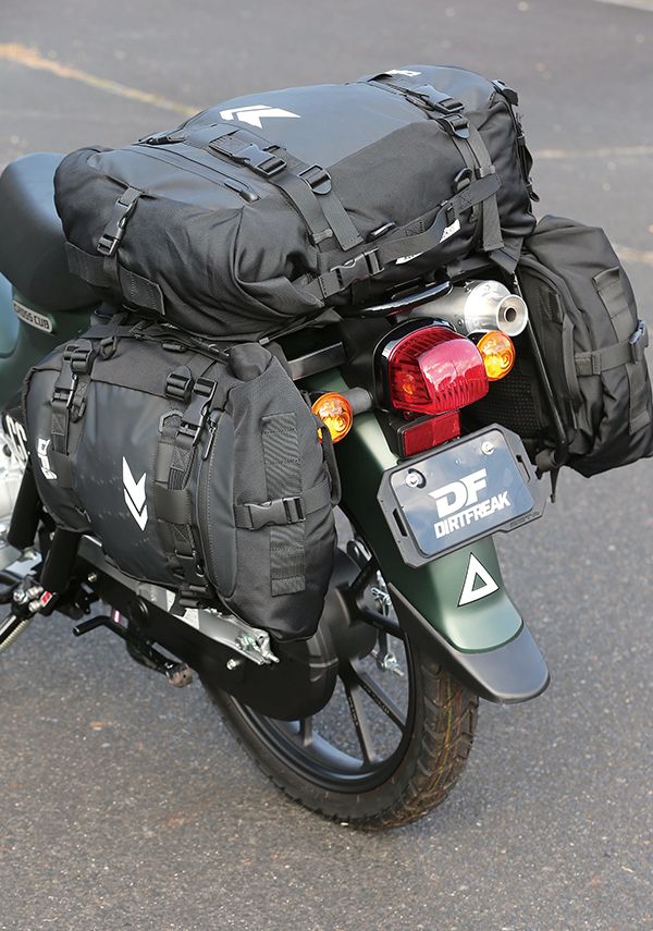 ツーリング＆オフロード対応の最新カスタム紹介｜“JA60”クロスカブ110のご褒美ギア