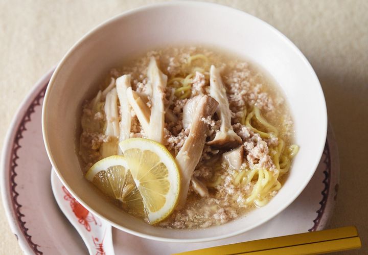 【レモン酸辣湯麺】食欲をそそる酸味スープで体の内からポカポカに