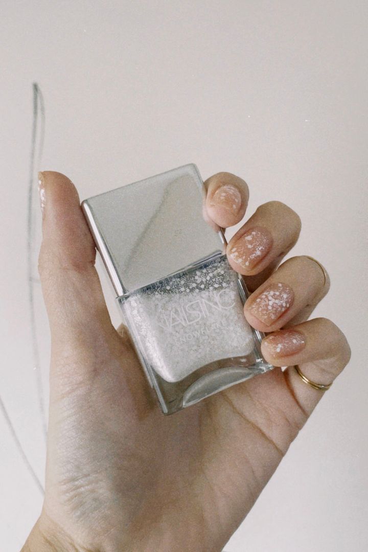 2026年冬ネイル◇ 年末年始これでOK！おすすめの万能ネイルカラー20選【ささやかですてきなもの まとめ 大谷有紀】