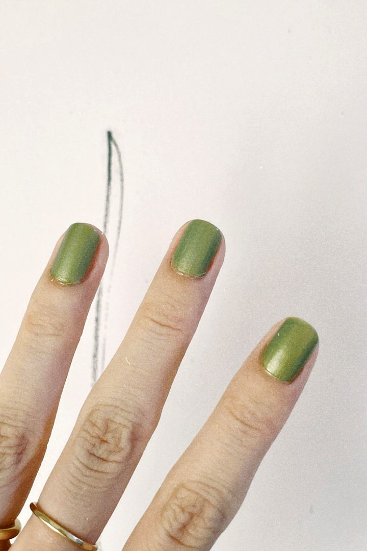 2026年冬ネイル◇ 年末年始これでOK！おすすめの万能ネイルカラー20選【ささやかですてきなもの まとめ 大谷有紀】