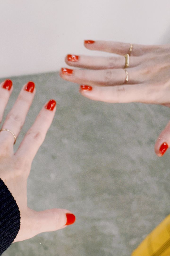 2026年冬ネイル◇ 年末年始これでOK！おすすめの万能ネイルカラー20選【ささやかですてきなもの まとめ 大谷有紀】