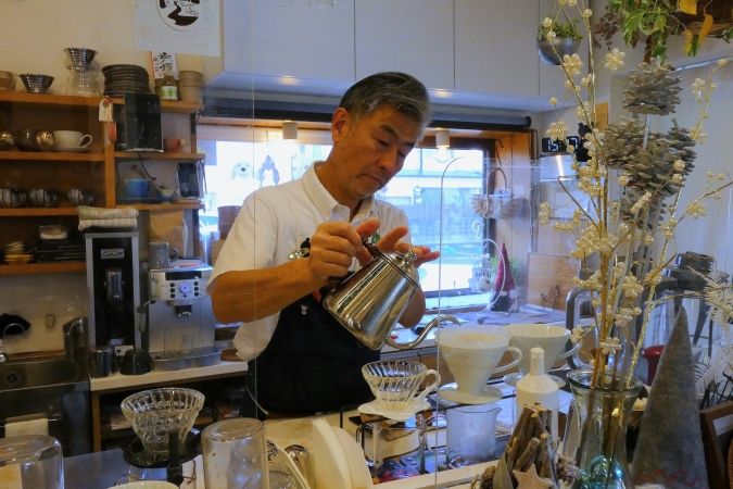 連歌屋珈琲 マスター 南さん