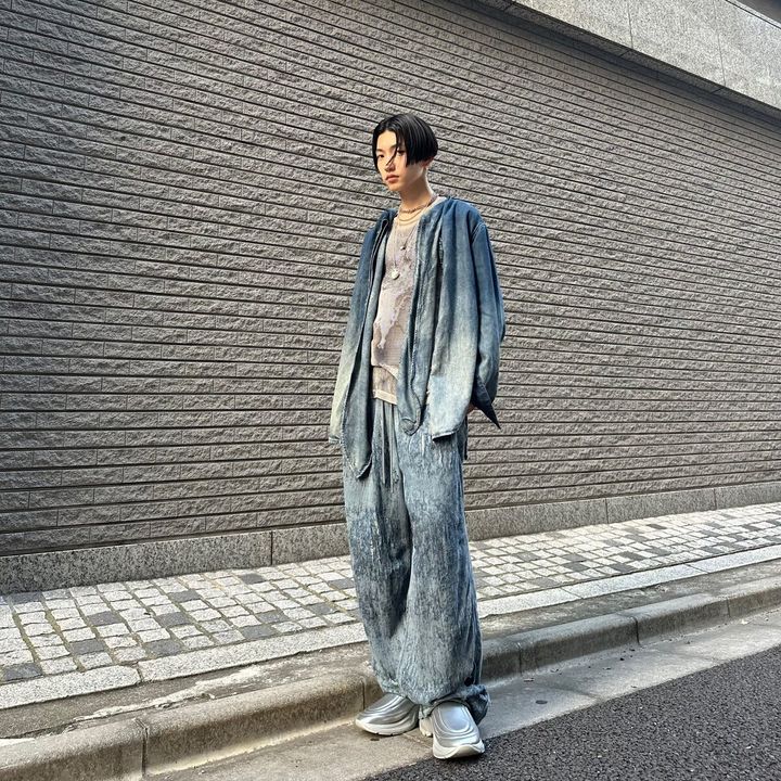 【SNAP】デニムみらいなスウェットパンツが主役！ 小笠原朝飛さん