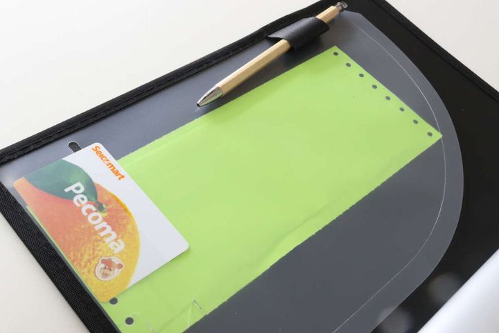 多機能クリップボード（A4、BK） オープンポケット