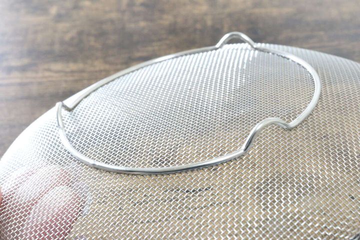 浅型ザル セリア 足