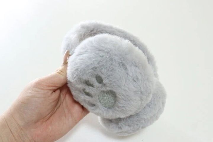 ダイソー イヤーウォーマー（折りたたみ、エコファー）