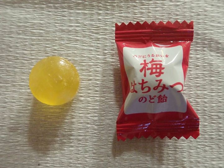 DAISO(ダイソー)：加藤製菓 梅はちみつのど飴 65g