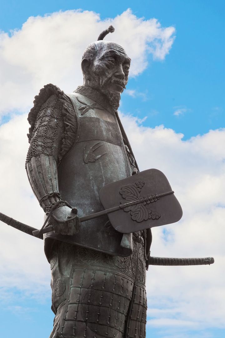 大坂城公園豊国神社の豊臣秀吉像