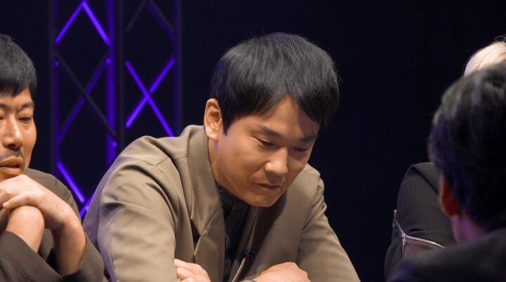 【映像】かまいたち濱家、手がとんでもない震えかたをしてしまう