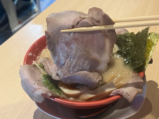 らーめん漢（かん）漢の肉ラーメン