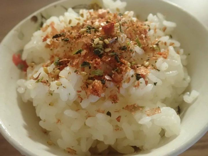 DAISO(ダイソー)：三島食品 のり弁の秘密 かつおふりかけ わさび 20g