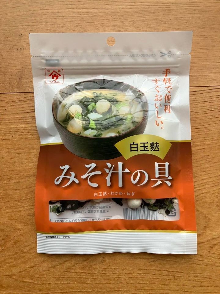 DAISO(ダイソー)：魚の屋 白玉麩とわかめ みそ汁の具 12g