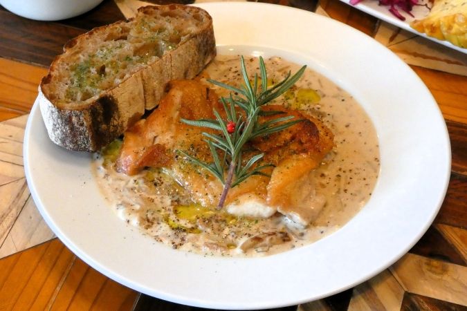 コバカフェ チキングリル