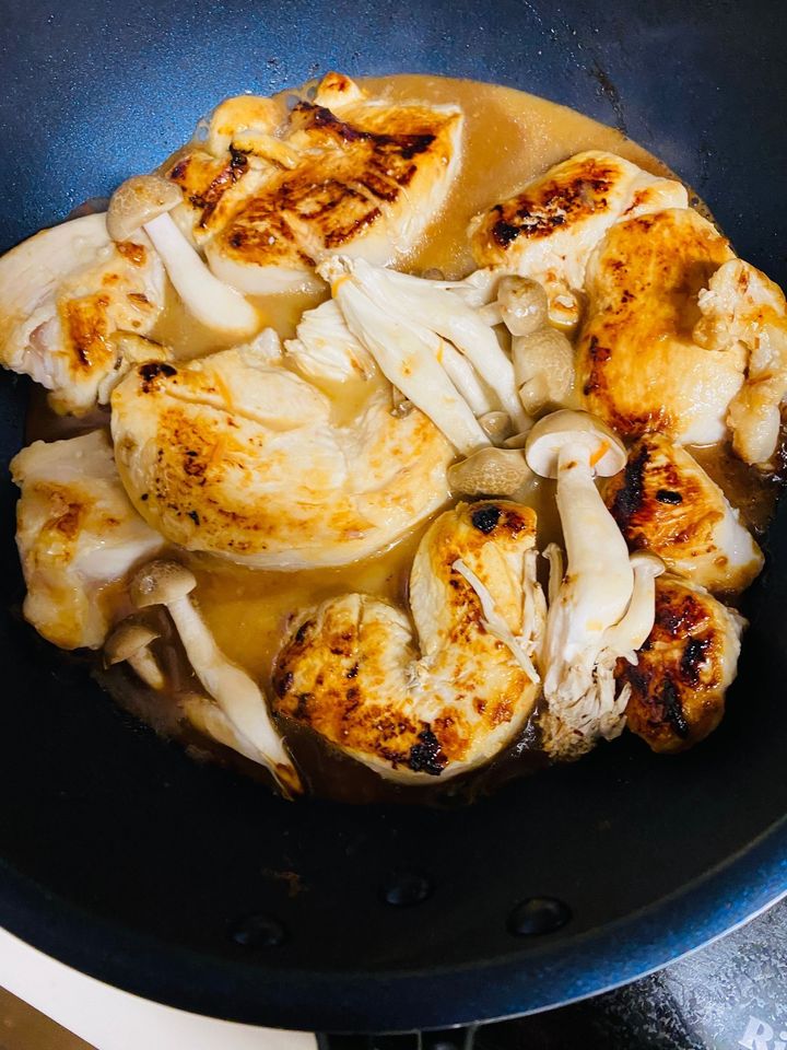 鶏胸肉を使って「チキンの豆乳ソース添え」