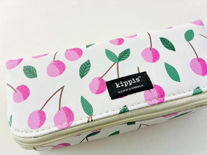 ゼッタイ必需品になる！【50代・60代】オシャレすぎるブランドケースを〈付録〉でゲット！壊れる心配がなくなりますよ♪