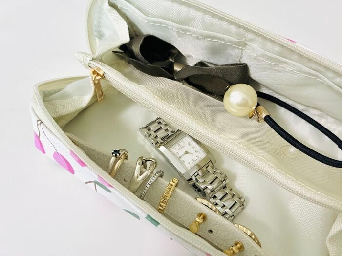 ゼッタイ必需品になる！【50代・60代】オシャレすぎるブランドケースを〈付録〉でゲット！壊れる心配がなくなりますよ♪