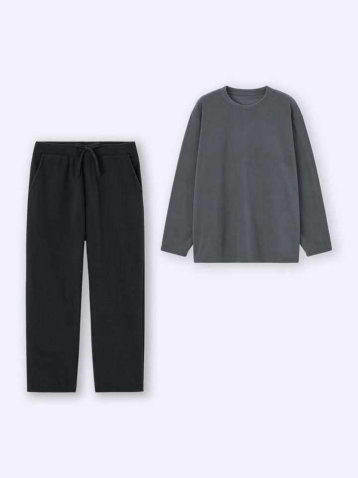 GUのフリースラウンジセット（長袖＆ロングパンツ）